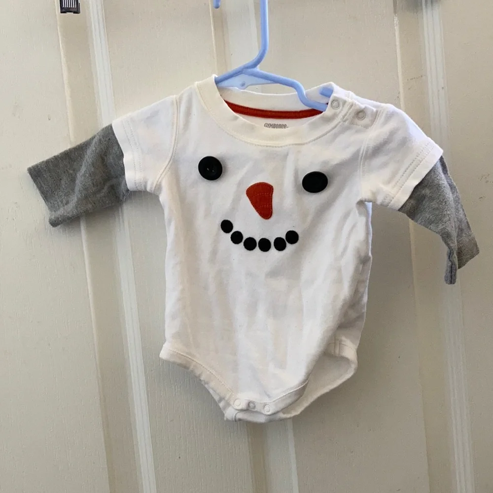 Adorable Gymboree one piece 0-3 months